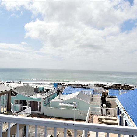 Point Village Guest House モーセル・ベイ エクステリア 写真