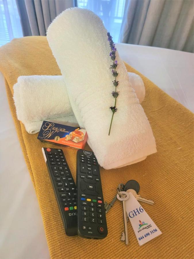 Point Village Guest House モーセル・ベイ エクステリア 写真