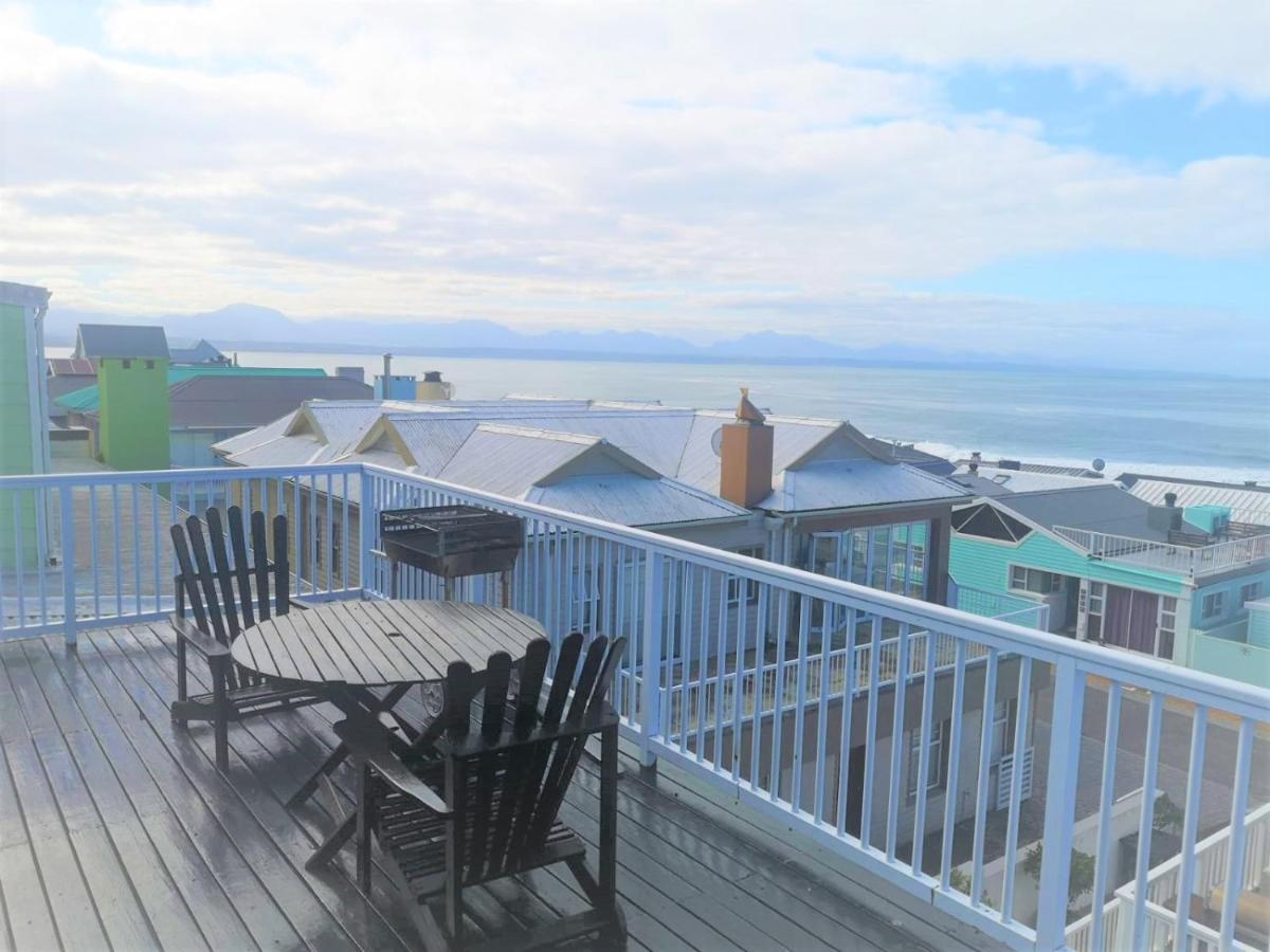 Point Village Guest House モーセル・ベイ エクステリア 写真